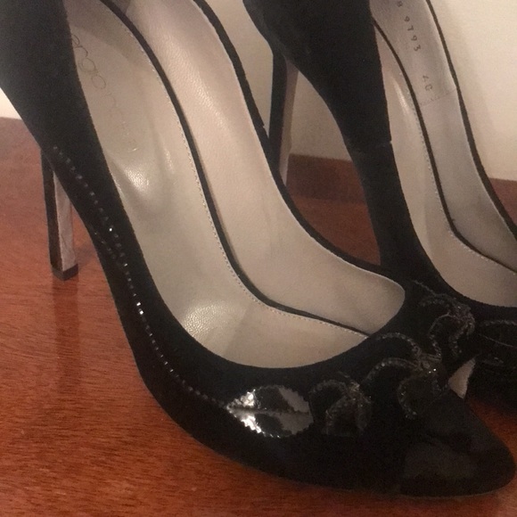 Sergio Rossi Shoes - Sergio Rossi heels black velvet size 40